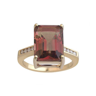 9K Yellow Gold Garnet & Diamond Ring