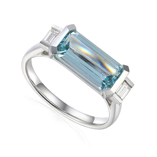 18K White Gold Aquamarine & Diamond Ring