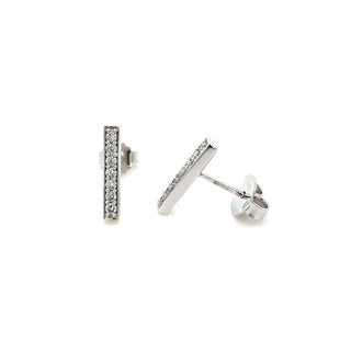 18K White Gold 0.20ct Diamond Bar Stud Earrings