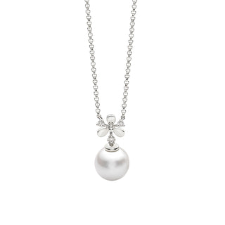 18K White Gold Akoya Pearl & Diamond Floral Necklace